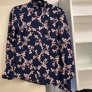 Chase Bank Lands End Top